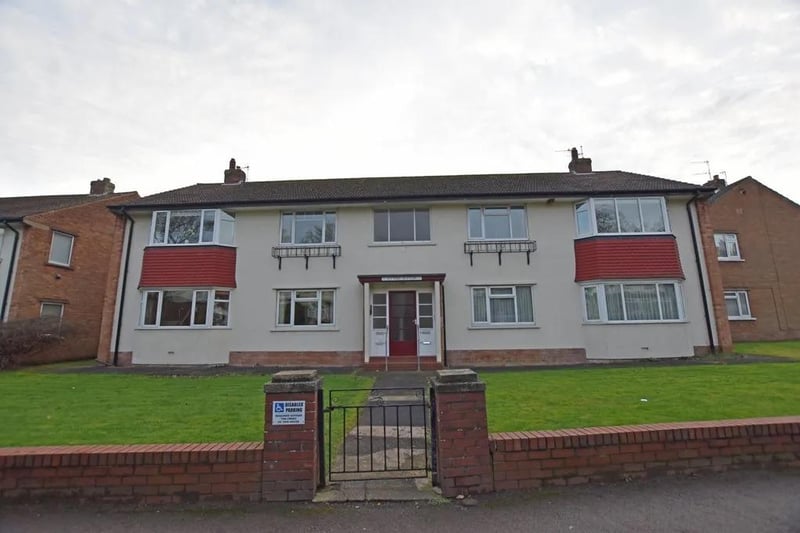This two bedroom and one bathroom flat is for sale with Tipple Underwood for £155,000