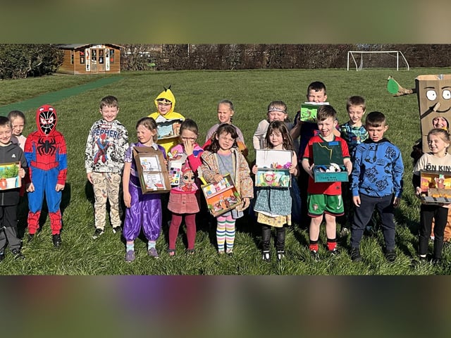 Seton School, Staithes, class two.