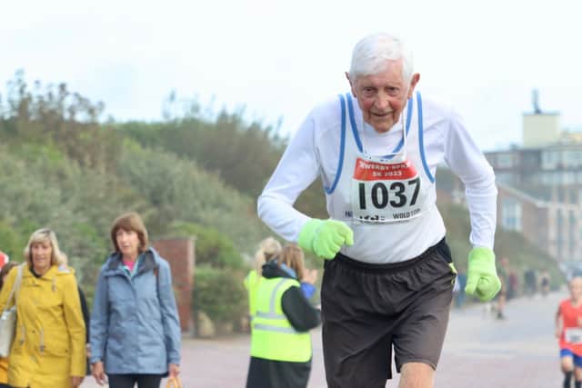 The local athletics community is mourning the loss of stalwart Bob Thomson.
