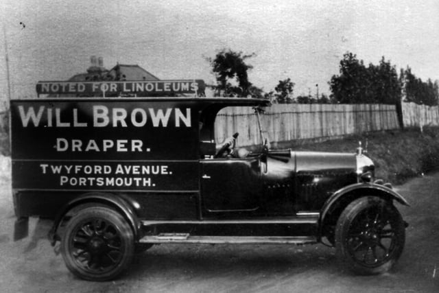 William Brown, Draper, Twyford Avenue, Portsmouth
William Brown's delivery van. Draper must have meant much more in those days with lino on sale as well.
