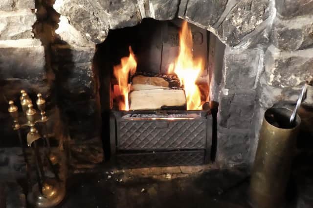 Nice warm fire at the Fox and Hounds pub, Ainthorpe.