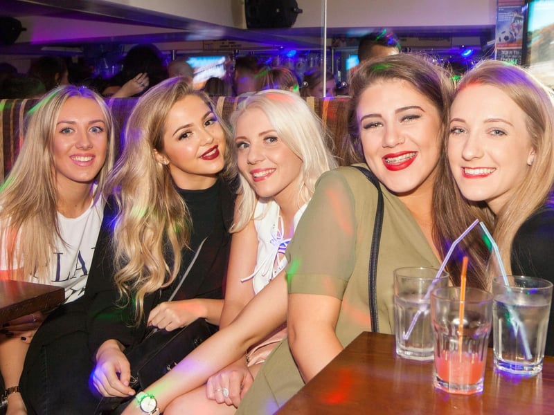 Millie, Ashleigh, Ellie, Liv & Beth enjoying their night out in Scarborough.
