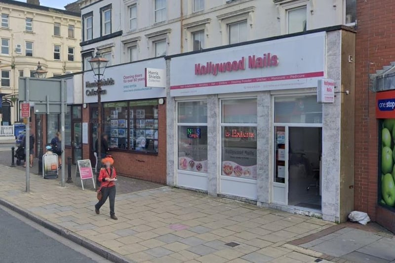 Hollywood Nails is located on the Promenade, Bridlington. One Google review said "Hollywood Nails is a nice friendly nail bar a lovely couple who run it work hard and give a good professional service."