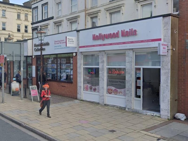 Hollywood Nails is located on the Promenade, Bridlington. One Google review said "Hollywood Nails is a nice friendly nail bar a lovely couple who run it work hard and give a good professional service."
