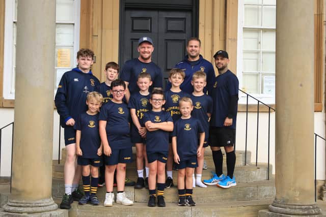 The Brid RUFC players and coaches before Sewerby parkrun.