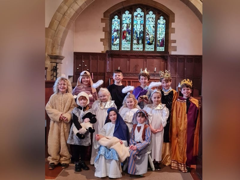 Goathland Primary School's nativity, Hey Ewe!