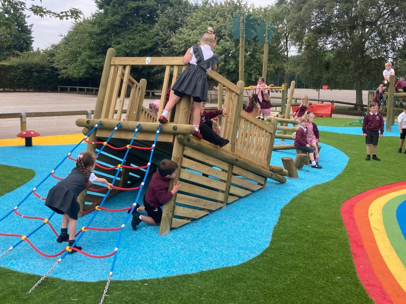 After 20 years of having the old outdoor play area, Martongate’s new outdoor play area has finally been installed.