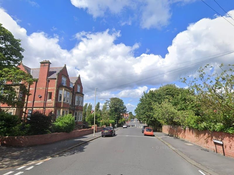 On Holbeck Hill, four properties sold for an average of £715,000.