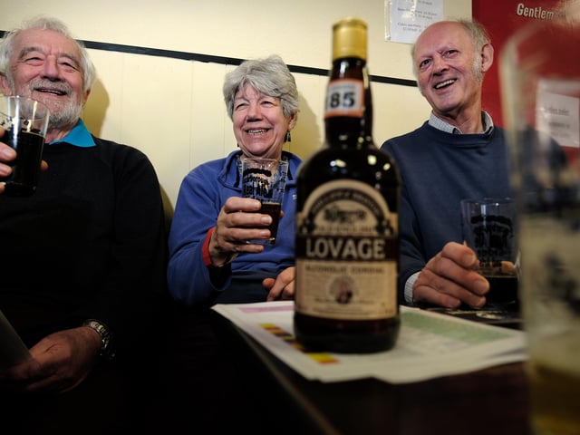 Having a great afternoon at the festival. picture: Richard Ponter