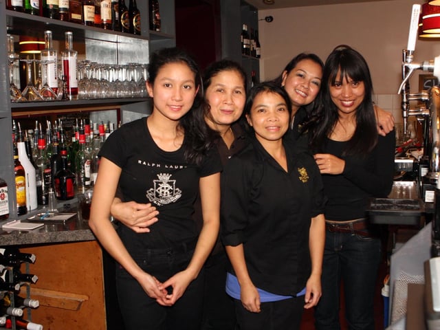 Bun, Yhik, Min, Ros and Nom serving the punters at Tuis Cocktail Bar in Malton.