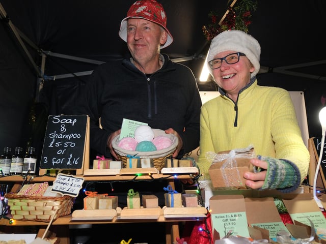 Bath bombs, soaps and shampoos at the market. photo: Richard Ponter
