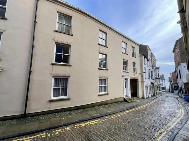 This one bedroom and one bathroom flat is for sale with CPH Property Services with a guide price of £75,000.