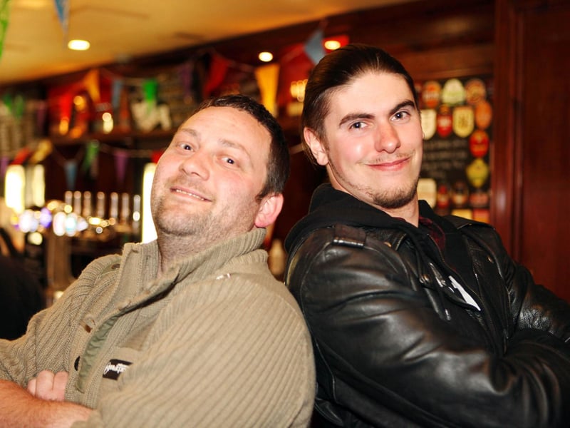 Jon & Joe catch up for a couple in Lord Rosebery's