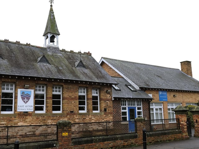At this school, a total of 142 days were lost to illness in 2021/22, an average of 10.1 per teacher. Nine teachers took sickness absence, representing 64.3% of the workforce.