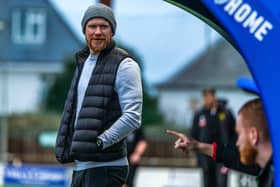 Assistant boss Jason Kennedy has signed a new Whitby deal until the end of the 2025/26 season