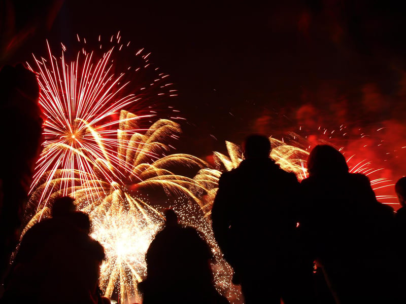 There will be a Firework Display at Bridlington Rugby Club on November 5. Gates open at 5.30pm with the fireworks due to start at around 7/7.30pm. The event will also include hot food stalls and children's rides.
