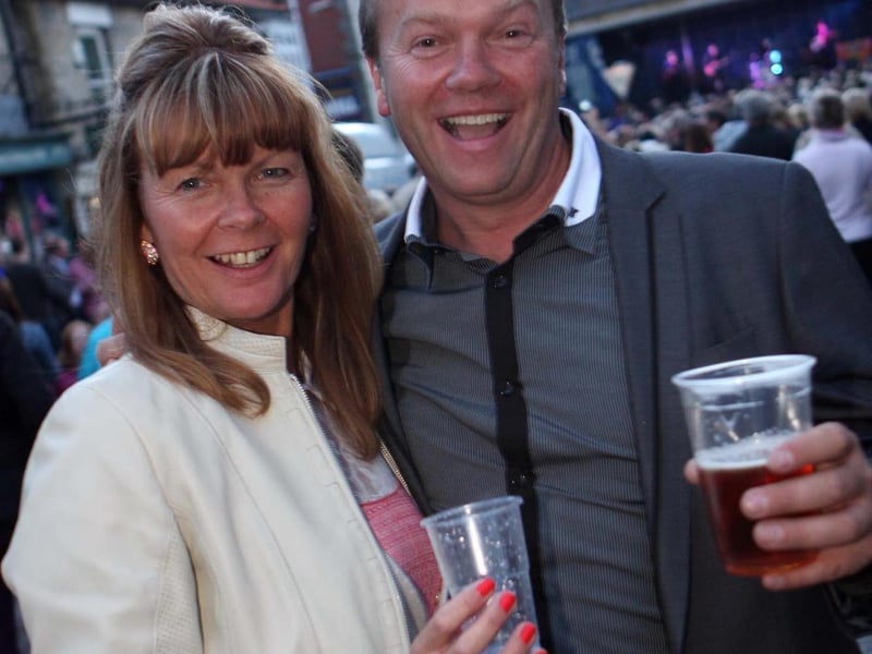 Richard & Shirley from Leighton Buzzard
132508c