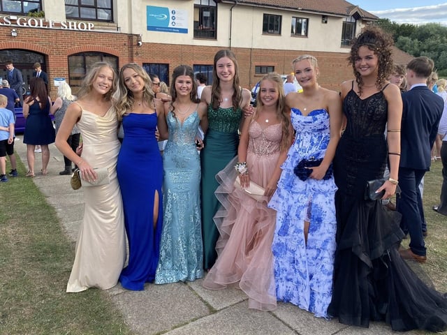 Friends looking fabulous!