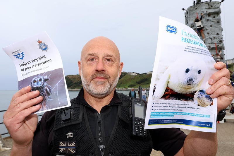 Police Wildlife Officer Graham Bilton raising awareness about animal welfare.