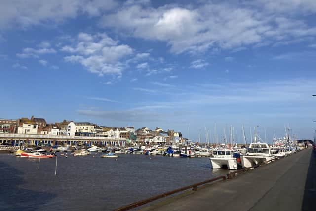 This weekend, residents can expect clouds, strong winds and light rain, according to the Met Office.