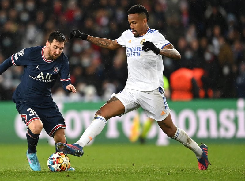 Chelsea are interested in signing Real Madrid defender Eder Militao and have requested a meeting with the 24-year old Brazillian to discuss a move (Marca)