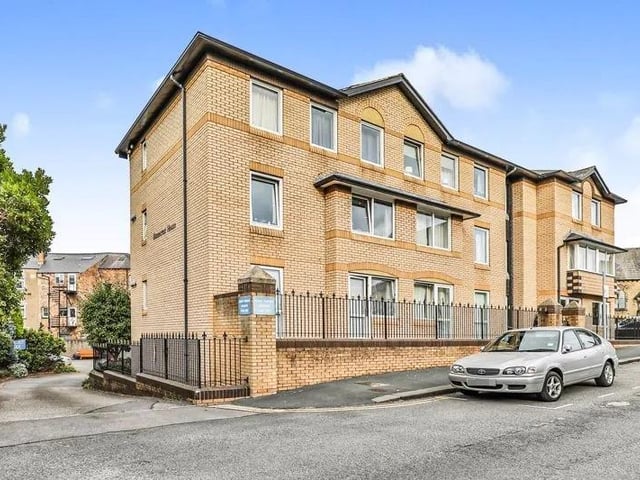 One bedroom flat - price £46,000