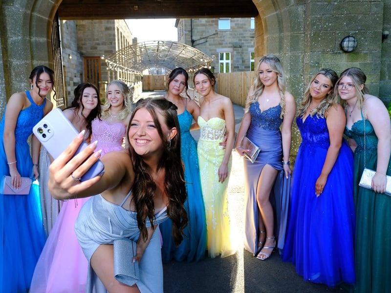 Eskdale School students capturing a group selfie.