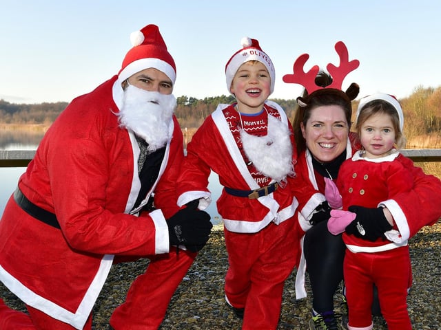 Families ready for fun.
picture: Richard Ponter, 2251350c