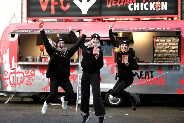 Vegan Fried Chicken Lily Walker, Josie Walker, Jenna Walop.
picture: Richard Ponter.