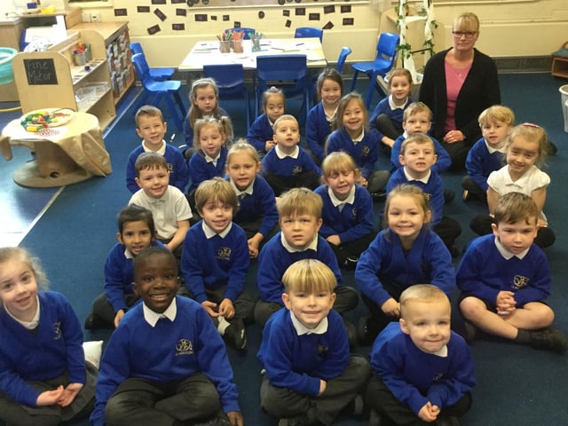 Gladstone Road blue class.