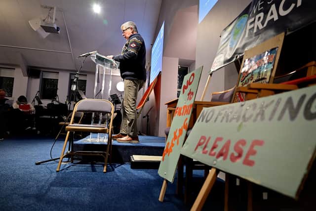 Fracking Meeting at Burniston Church Hall pic Richard Ponter