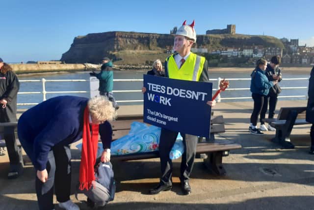 Fishermen stage demonstration in Whitby to raise awareness of shellfish deaths.