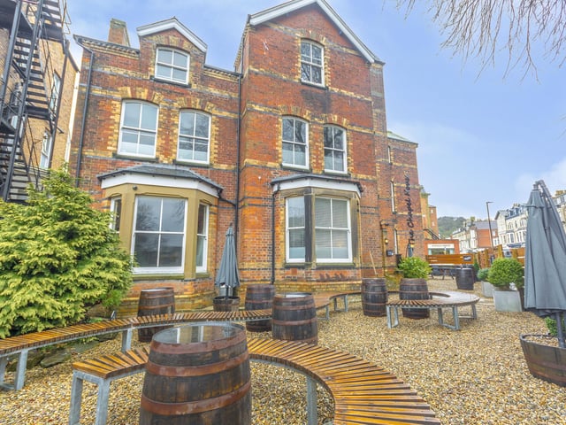 Chapel House Hotel and Restaurant is within easy walking distance of the town centre.