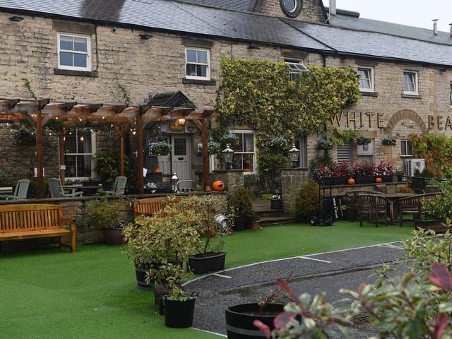 This pub has a rating of four and a half stars on TripAdvisor with 540 reviews and is located in Wellgarth, Masham.