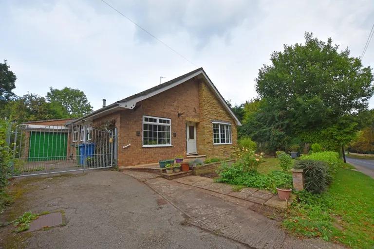 This three bedroom and two bathroom detached bungalow is for sale with Tipple Underwood for £375,000