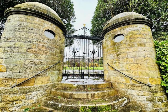 The Grade ll listed 'pepper pot ' gate piers in dressed sandstone are at either side of the garden gates. According to legend, bread was handed to the poor through the circular windows of the two round gatehouses. They were depicted in two paintings by John Atkinson Grimshaw in 1877.