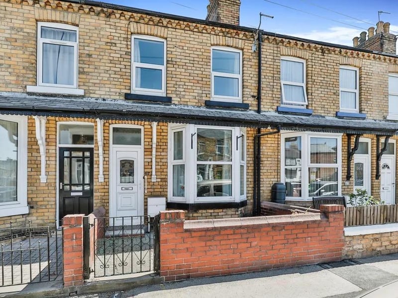 This two bedroom and one bathroom mid-terrace house is for sale with Reeds Rains with a guide price of £130,000
