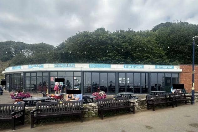 Filey, Royal Parade Café And Toilet Block. NYC