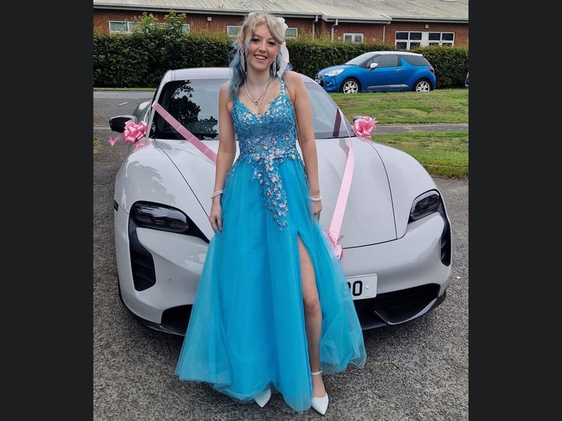 Beautiful blue hair to match a beautiful blue dress!