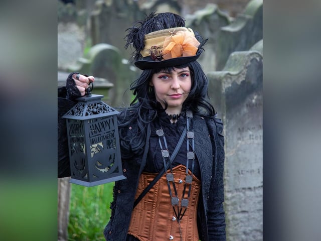 A Halloween lantern to light the way!
picture: Derek Earl