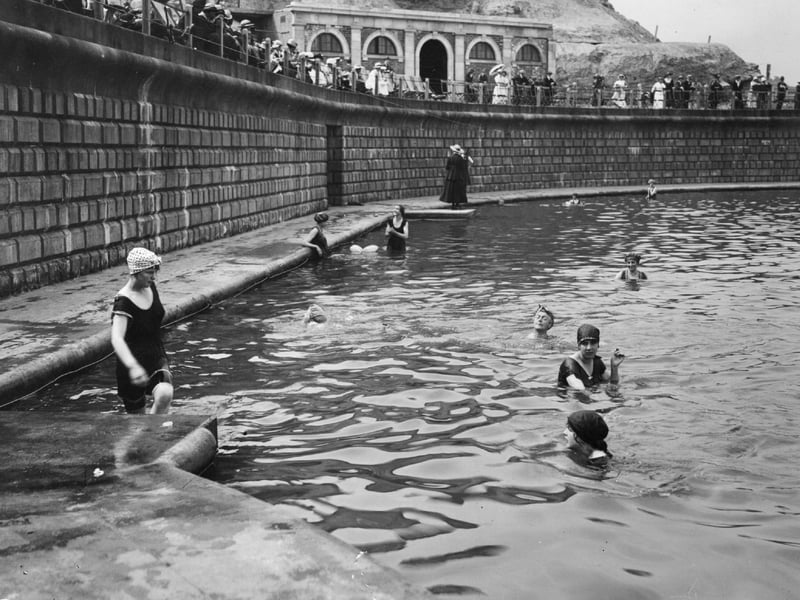 circa 1917: Bathers at the swimming pool at South Cliff, Scarborough. (Photo by Alfred Hind Robinson/A H Robinson/Hulton Archive/Getty Images)