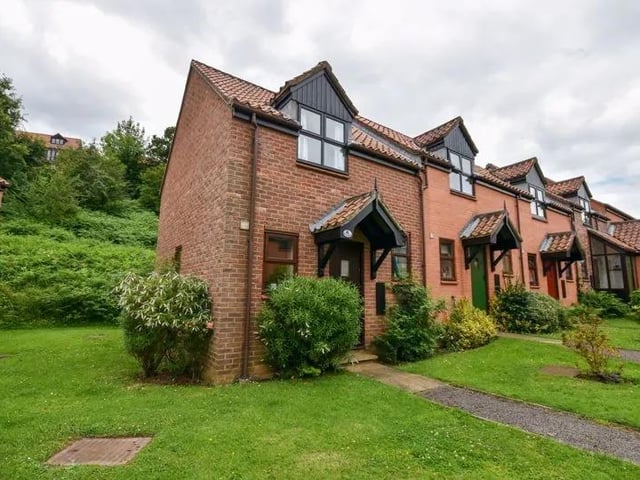 This two bedroom and one bathroom semi-detached house is for sale with Henderson's Estate Agents with a guide price of £184,950.