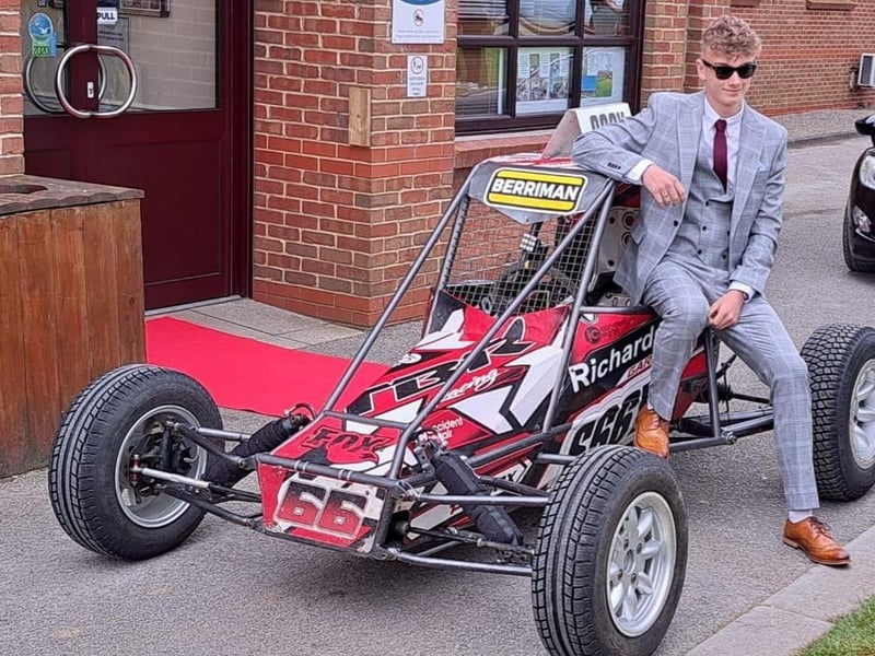 An unusual vehicle for prom!