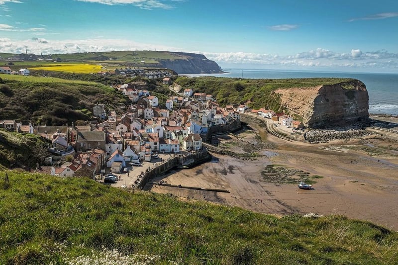 Staithes beach has a rating of four and a half stars on TripAdvisor with 441 reviews.