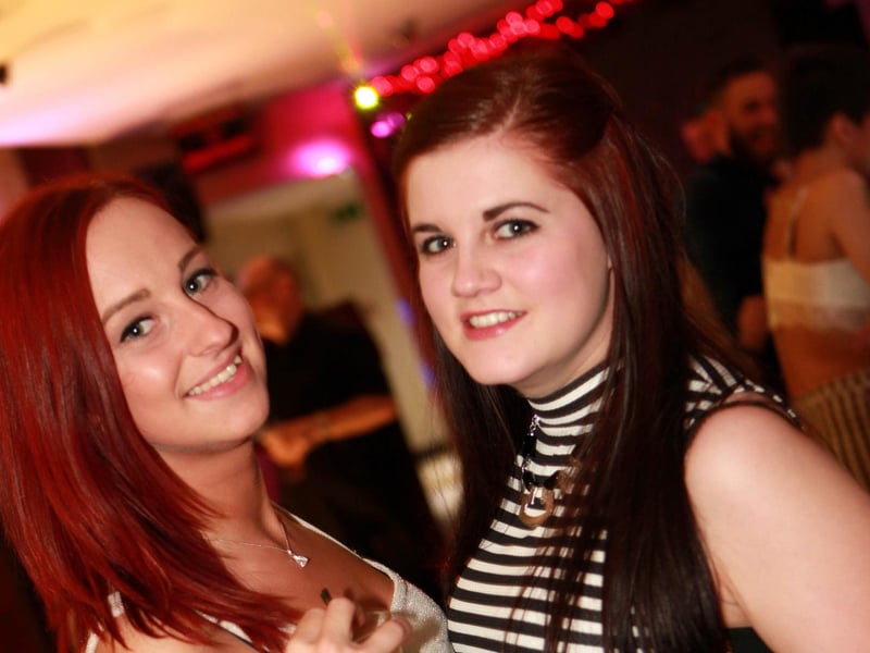 Pariss and Jess looking gorgeous in Bar2B