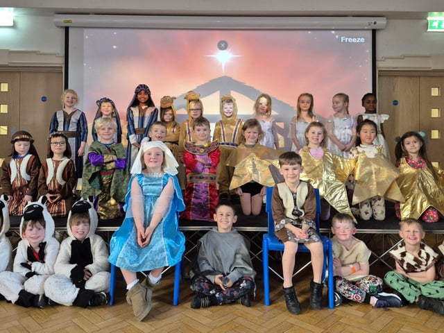 Thomas Hinderwell School's nativity.