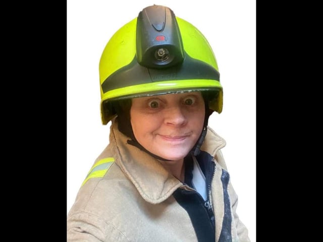 I was diagnosed 2 years ago, aged 48, with stage 3 breast cancer.
I am doing the ladies 1/2 monty as a survivor!
With more awareness and research fewer women would have to hear those three life changing words ‘You have cancer’
Even though I’m completely out of my comfort zone doing this, if I can #fightlikeagirl for my life, I can dig deep & smash this!