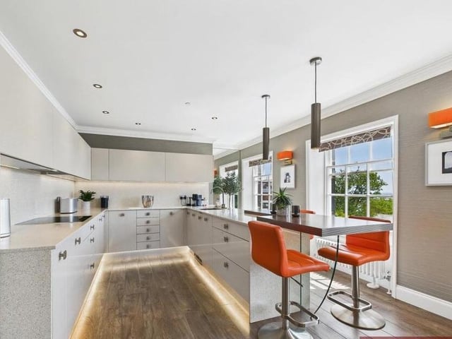 A high spec, contemporary kitchen.