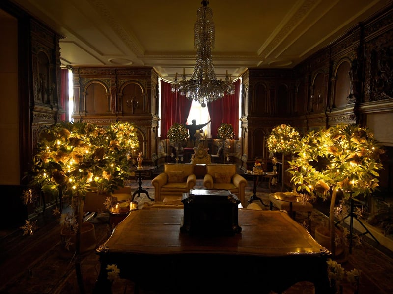 The house has been decorated with original, handmade decorations, with many crafted from flowers and foliage cropped and dried from the walled garden.