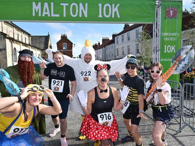 Fun in fancy dress at the 10K run. photo: Richard Ponter